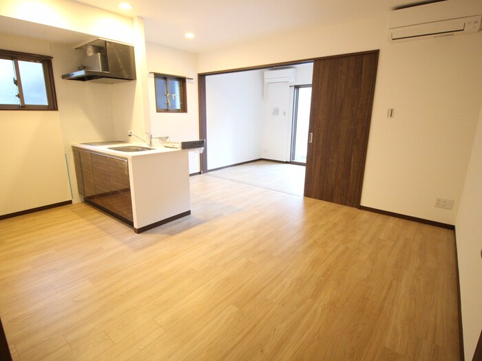 物件内観写真8　(居室)