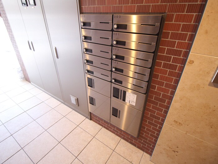 物件外観写真4　(建物設備)