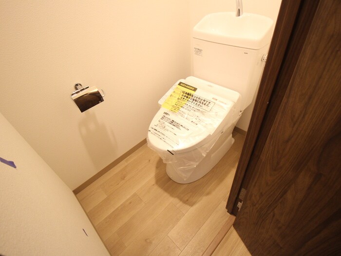 物件内観写真11　(トイレ)