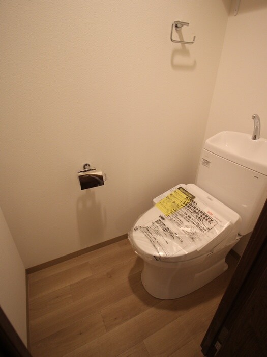 物件内観写真13　(トイレ)