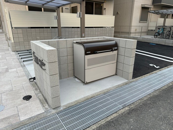 物件外観写真4　(建物設備)