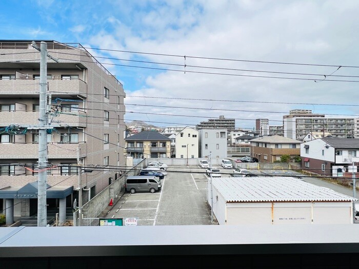 物件内観写真21　(室内からの展望)