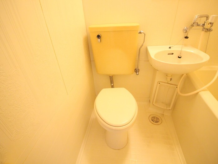 物件内観写真11　(トイレ)