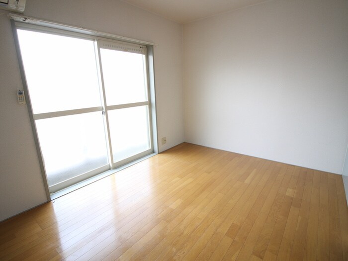 物件内観写真12　(居室)