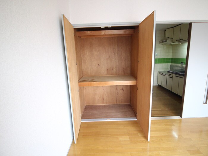 物件内観写真14　(収納)