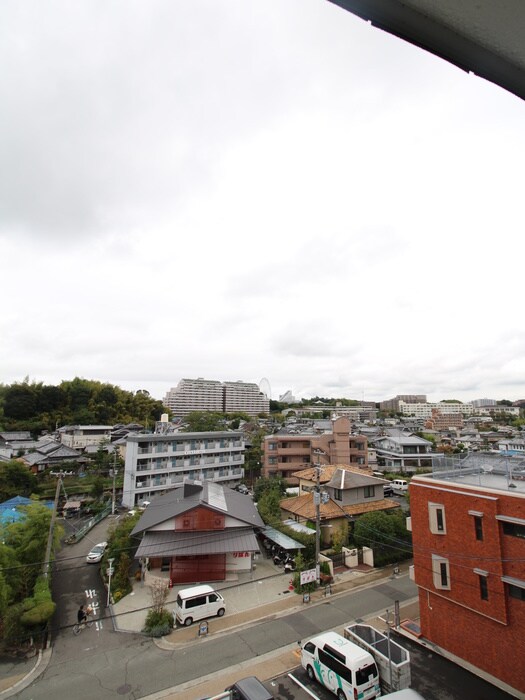 物件内観写真17　(室内からの展望)