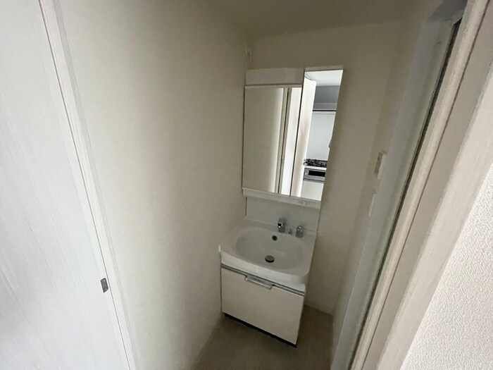 物件内観写真12　(洗面)