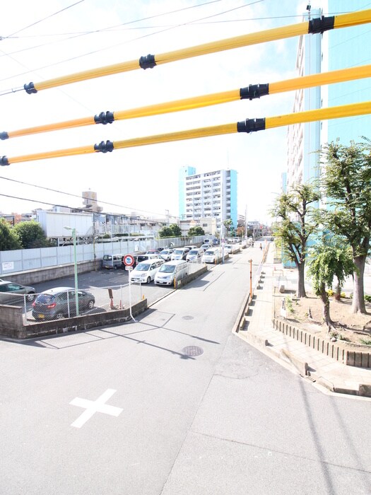 物件内観写真19　(室内からの展望)