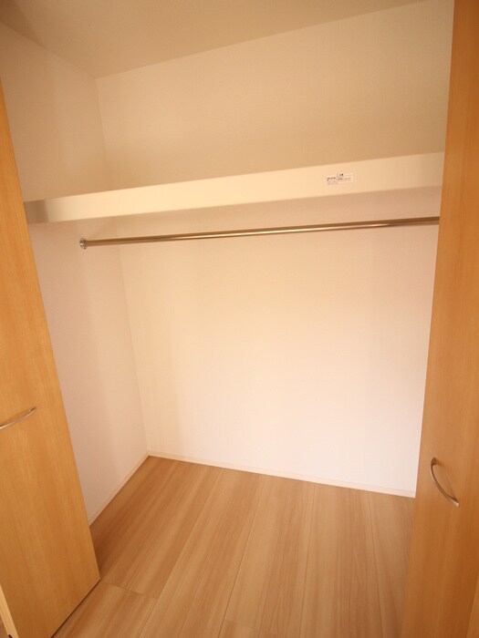 物件内観写真10　(収納)