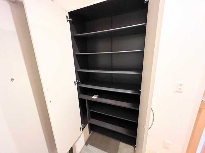 物件内観写真17　(靴箱)