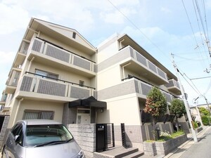 リ－ベンﾄﾞハウス中桜塚外観写真