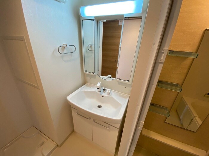 物件内観写真12　(洗面)