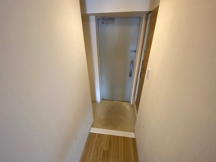 物件内観写真15　(玄関)