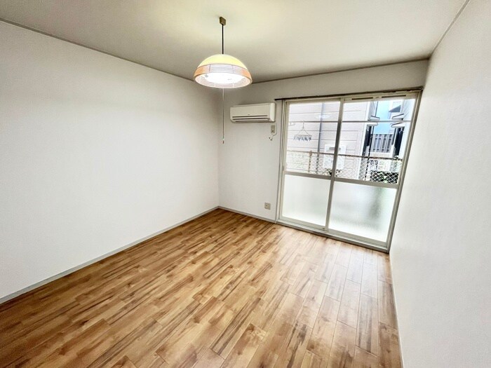 物件内観写真22　(居室)