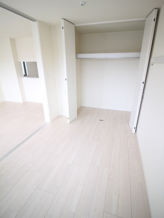 物件内観写真14　(居室)