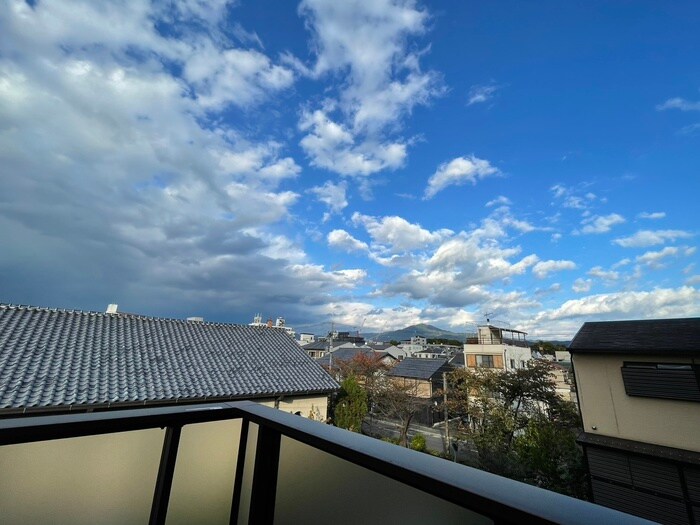 物件内観写真16　(室内からの展望)