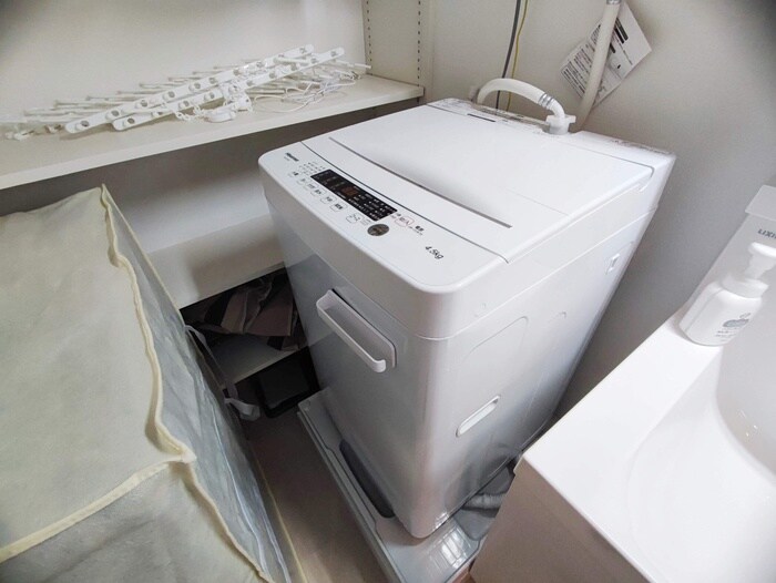 物件内観写真18　(洗濯機置場)