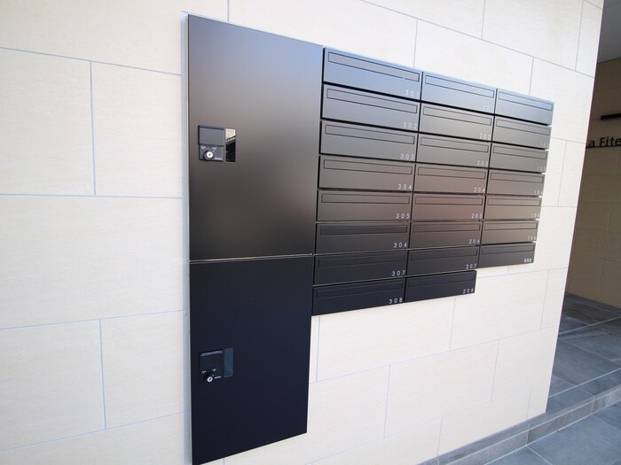 物件外観写真4　(建物設備)