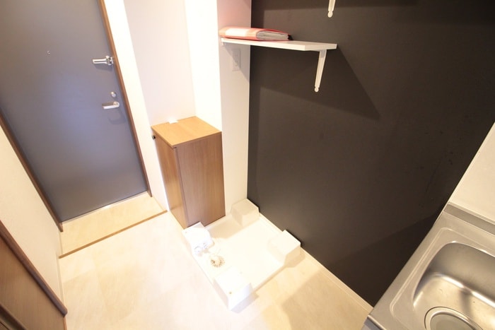 物件内観写真16　(洗濯機置場)