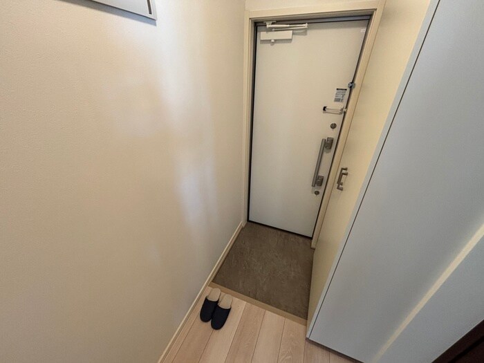 物件内観写真15　(玄関)
