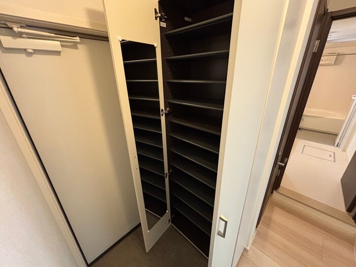 物件内観写真16　(靴箱)