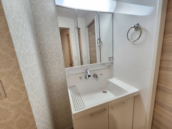 物件内観写真9　(洗面)