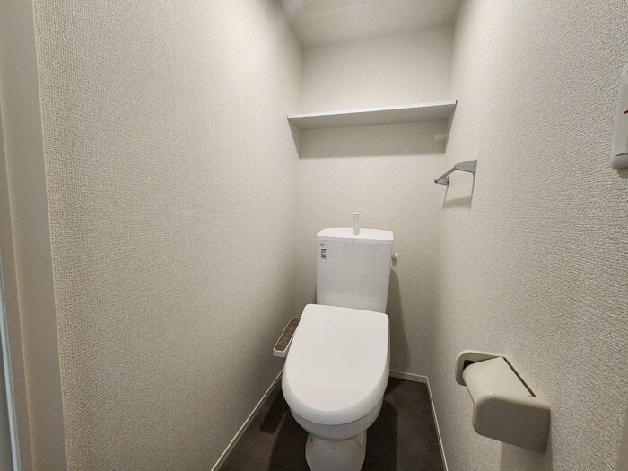 物件内観写真11　(トイレ)