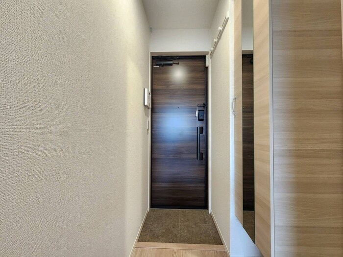 物件内観写真22　(玄関)