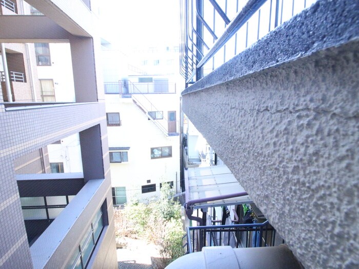 物件内観写真19　(室内からの展望)