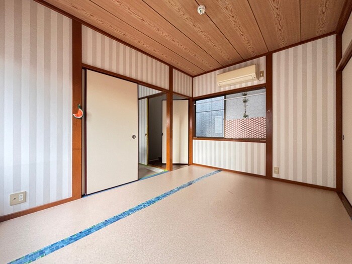 物件内観写真8　(居室)