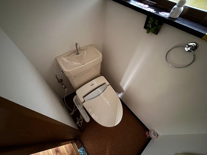 物件内観写真11　(トイレ)