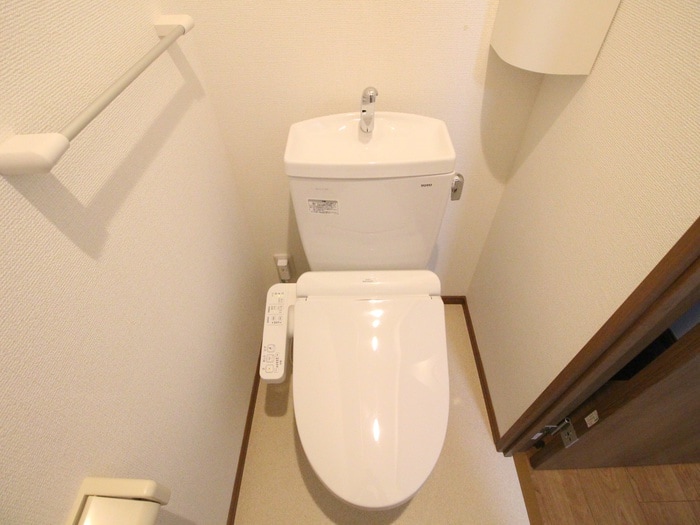 物件内観写真11　(トイレ)