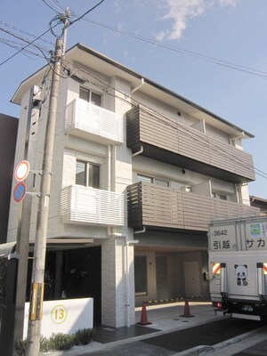 COLOR 13 SHIMOGAMO外観写真