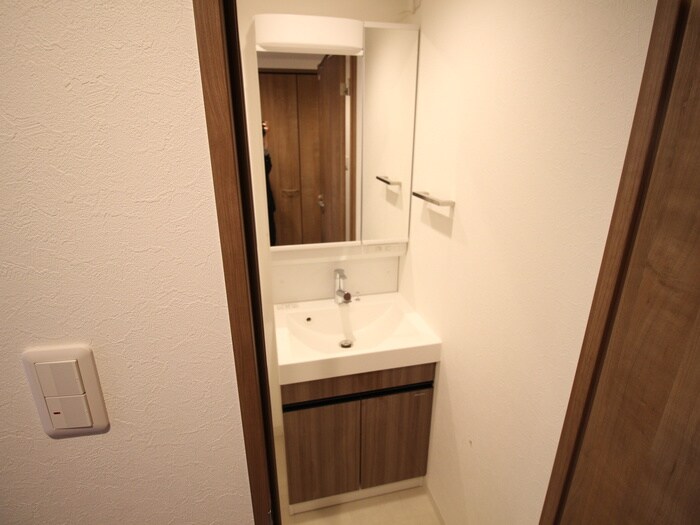 物件内観写真11　(洗面)