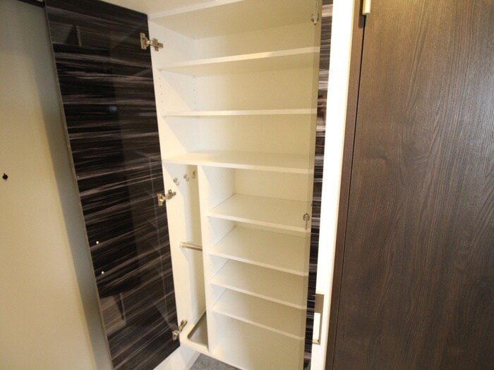 物件内観写真14　(靴箱)