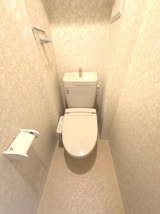 物件内観写真8　(トイレ)