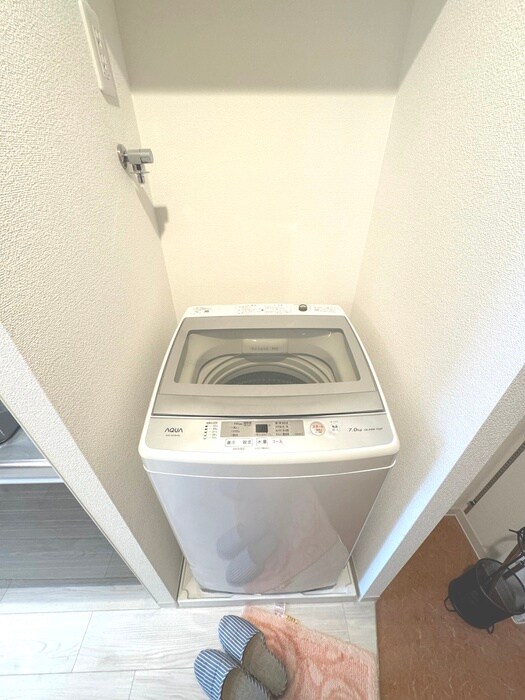 物件内観写真9　(洗濯機置場)