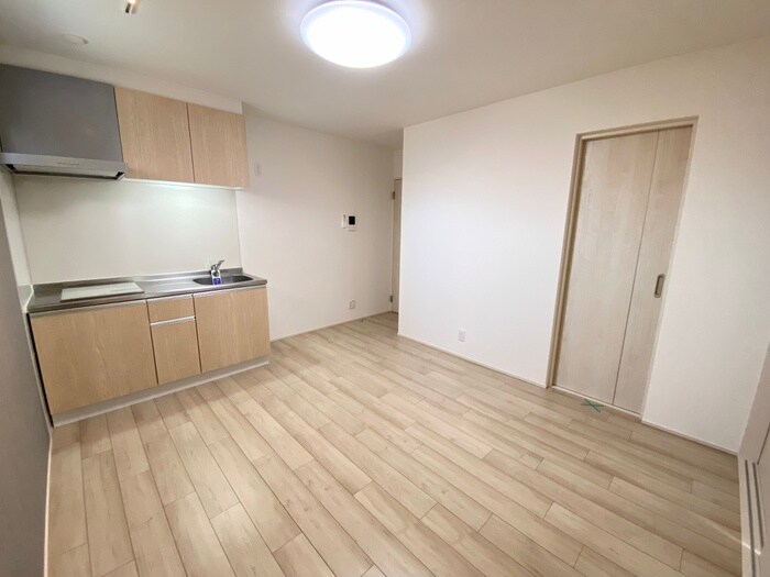 物件内観写真8　(居室)