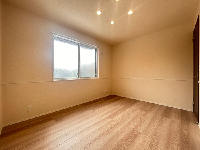 物件内観写真9　(居室)