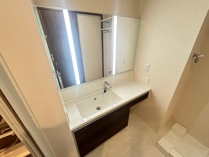 物件内観写真13　(洗面)