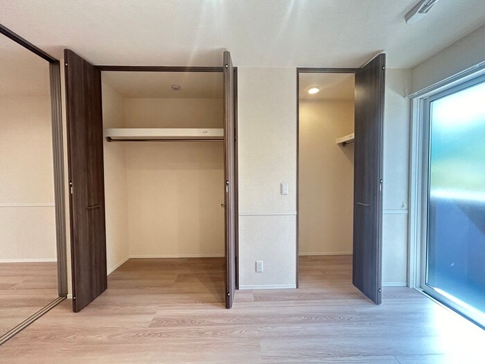 物件内観写真15　(収納)