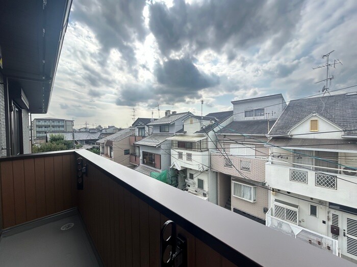 物件内観写真17　(室内からの展望)