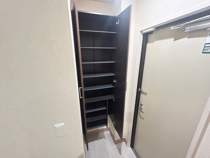 物件内観写真18　(靴箱)