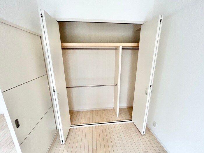 物件内観写真12　(収納)