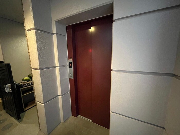 物件外観写真6　(建物設備)