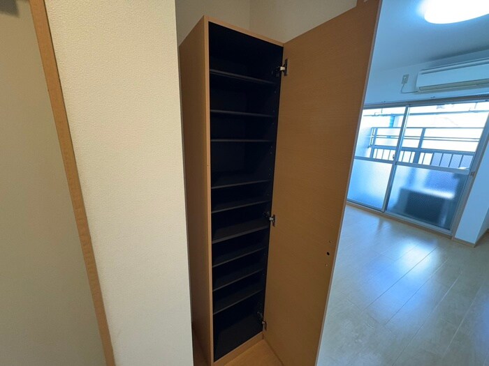 物件内観写真18　(収納)