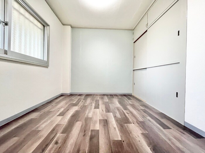 物件内観写真12　(居室)
