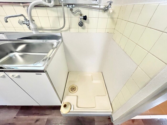 物件内観写真19　(洗濯機置場)