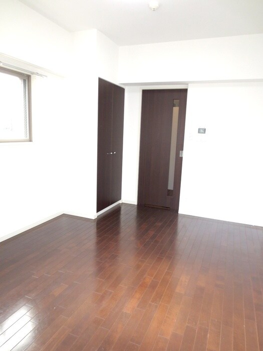 物件内観写真4　(居室)