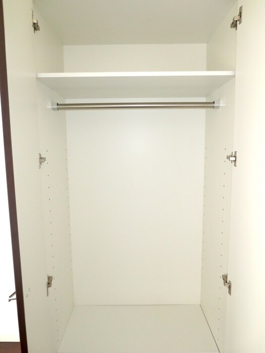 物件内観写真11　(収納)